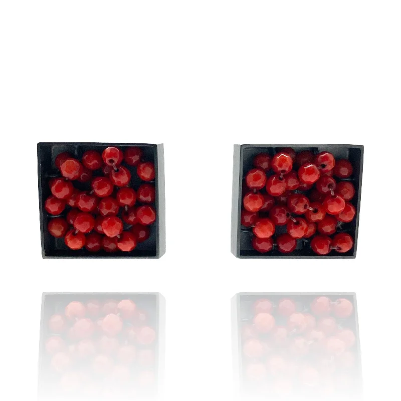 Mariiko Sumioka - Coral Bead Square Earrings