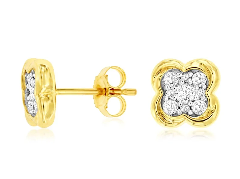 14KT .37CTW(FAN)DIAMOND FLOWER DESIGN STUDS