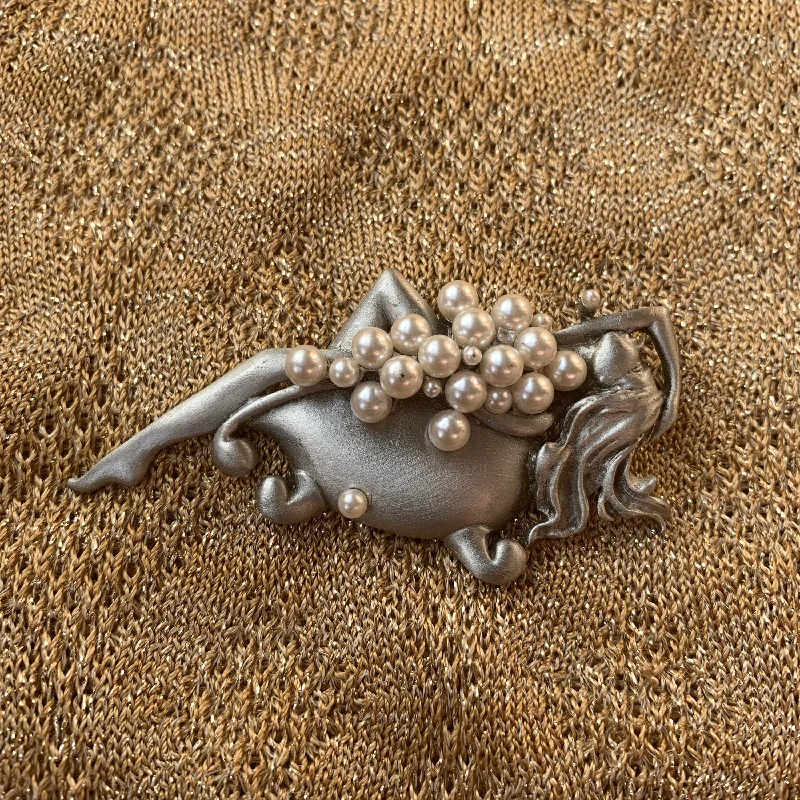 Lady in bubble bath pearl brooch by JJ